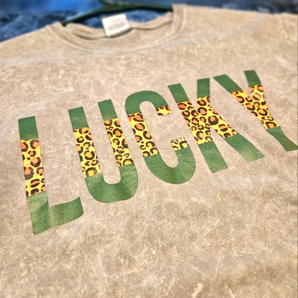 CUTE LuCky Shirt